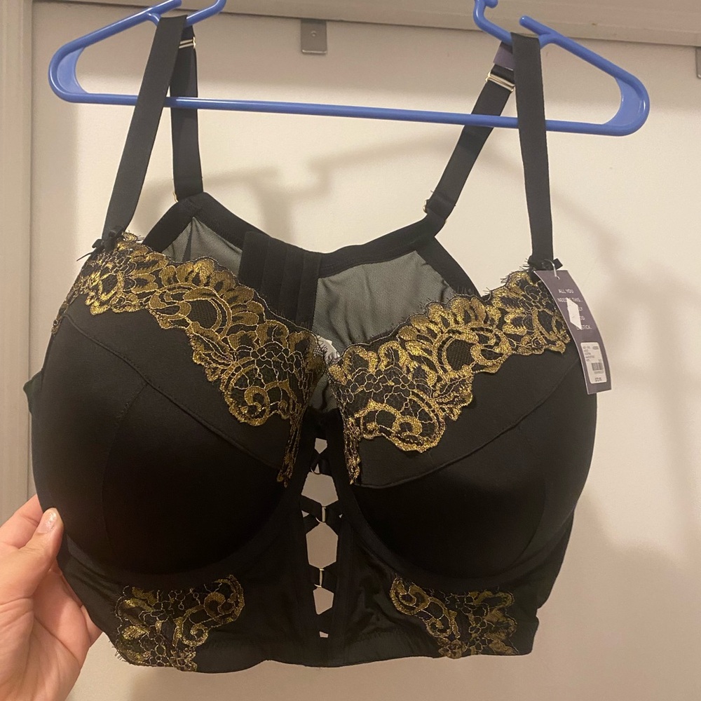NWT Cacique Gold and Black Boost Balconette Bra